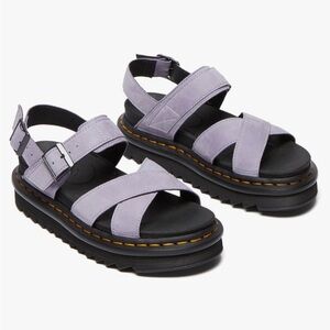 Dr. Martens women’s Voss ll buttersoft Lavender Sandals